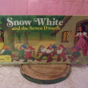 Sealed 1977 Snow White and the Seven Dwarfs Board Game