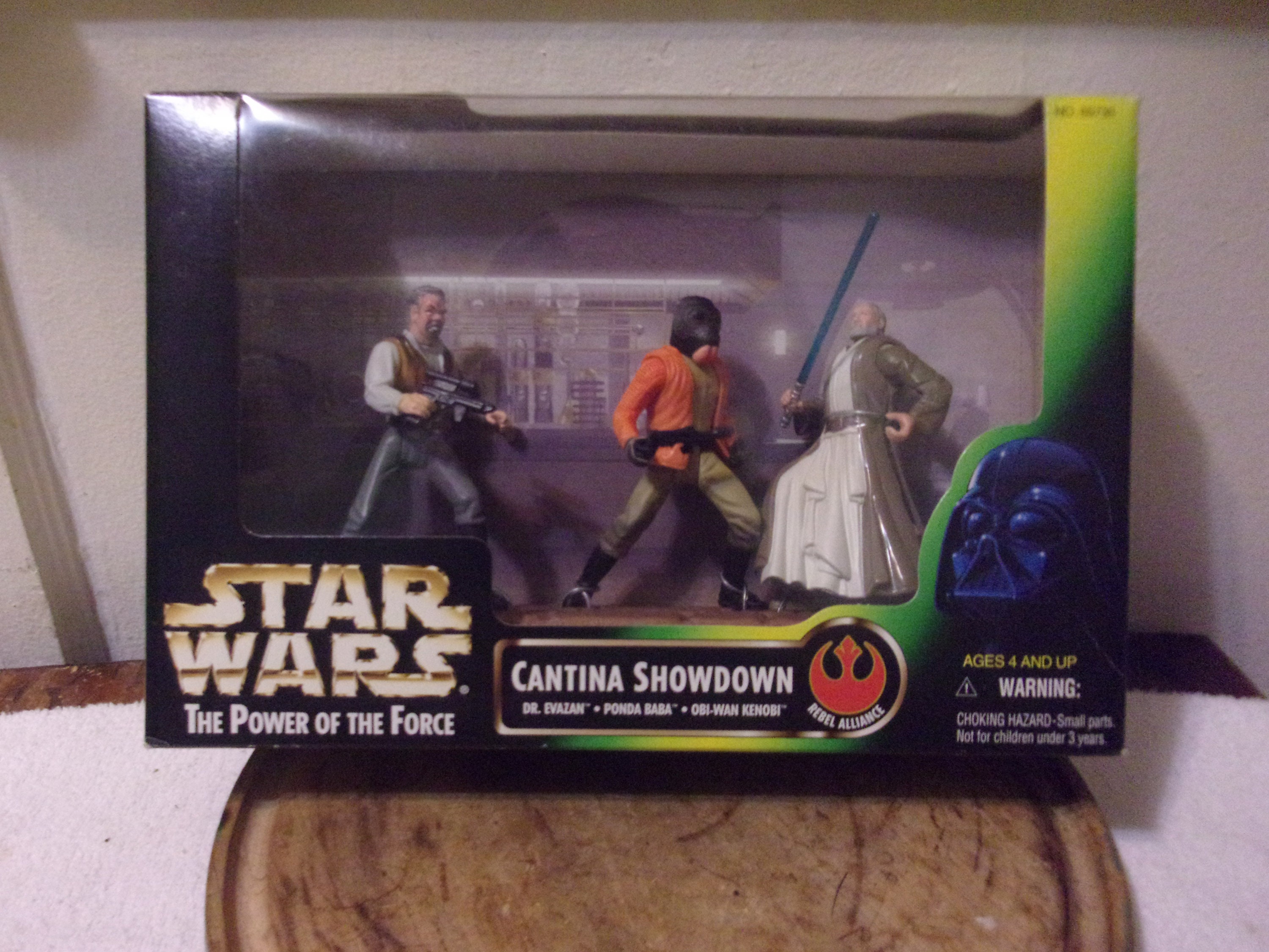 1997 Star Wars Cantina Showdown Action 