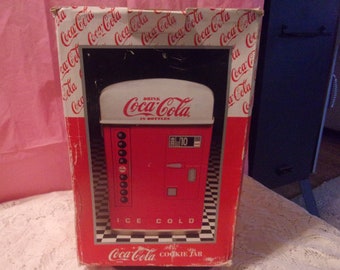 1996年 コカ・コーラ ベア ハリウッド クッキージャー - Etsy 日本