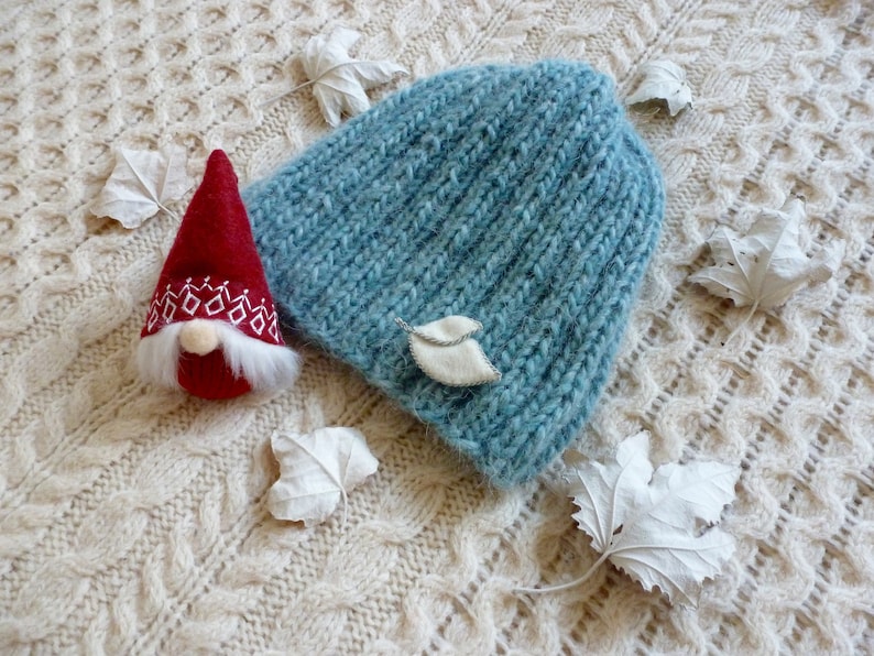 Breath of the North Mawen brooch and Brightstar hat