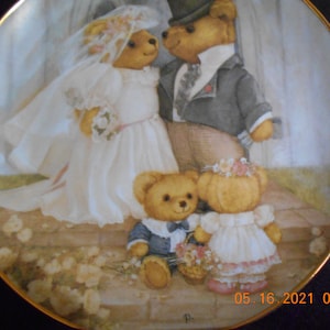 Franklin Mint Teddy Bear Collectible Plate (Just Married)