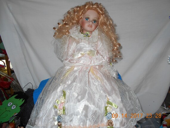 njsf porcelain doll