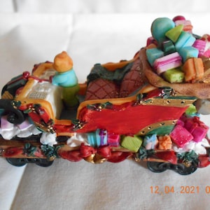 North Pole Express Christmas Car - Santa&#39;s Sleigh