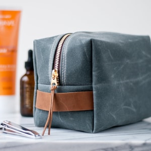 Personalized Dopp Kit ,Waxed Canvas, Large Makeup Bag , Travel Toiletry , Unique Gift For Groomsmen Him Her Mother's Day gray