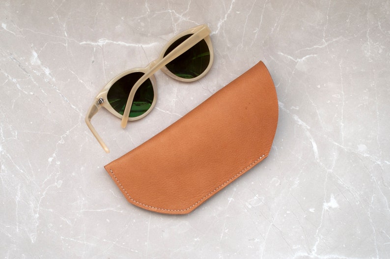 IMPERFECT Eyeglasses Case Soft Leather , Seconds Sale Sunglasses Sleeve , Bridesmaid Summer Birthday Gift Mother's Day British Tan