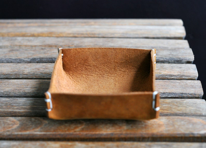 Father's Day Gift Customized Catchall Leather Watch Tray , Small Handstitched Leather Ring Dish, 3rd Year anniversary Wedding Gift HONEY