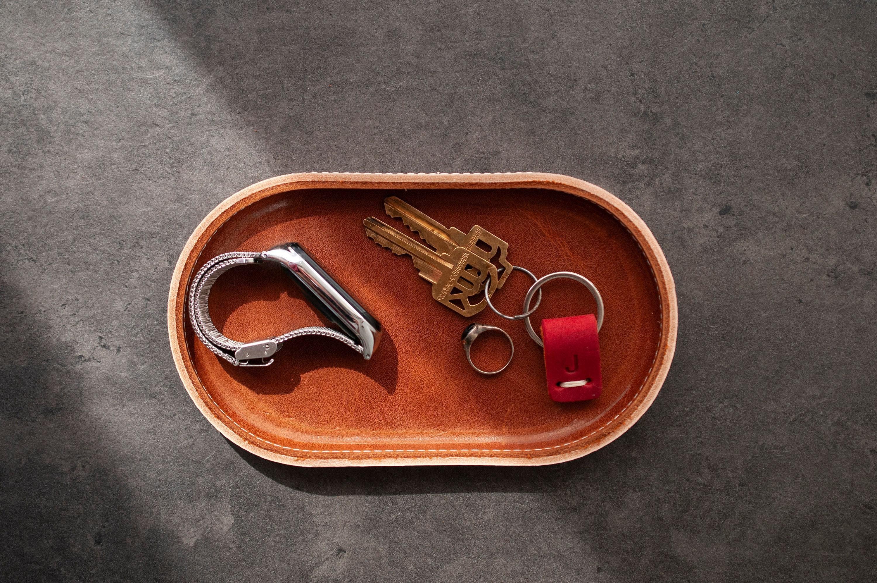 Molded Leather Catchall, Modern Colorful Valet Tray ,Leather Jewelry Dish, Housewarming Wedding 3rd Anniversary Birthday Gift for Her Him