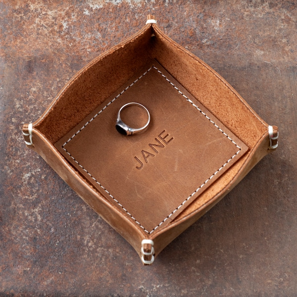 Personalized Leather Catchall, Luxurious Square Valet Tray , 3rd Anniversary Gift, Jewelry Dish, Wedding Gift for Her Him