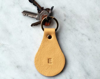 Personalized Leather Key Holder ,  Minimal Round Key Holder , Simple Monogrammed Key Organizer , Key Fob  Gift for Him Her Christmas