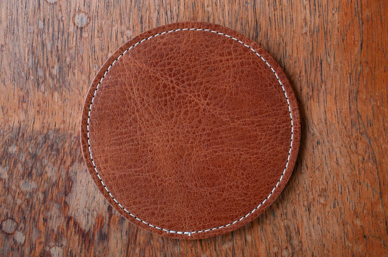 Leather Coasters Set of 4 , Round Whiskey Coasters, 3rd Anniversary Gift for him her, Coffee Mug Mat, Wedding ,Housewarming Father's Day TAN