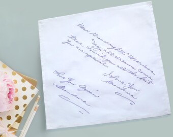 Lenço feminino bordado à mão com caligrafia personalizada: algodão branco, presente de condolências para homenagem póstuma.