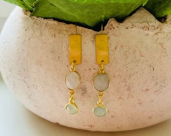 Long earrings with moonstone and chalcedony