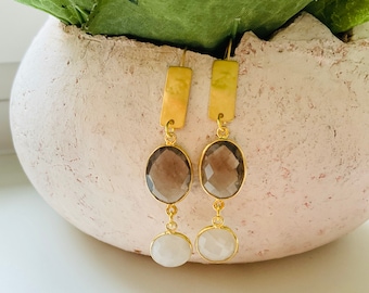 Long earrings with moonstone and smoky quartz