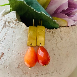 Gold with carnelian