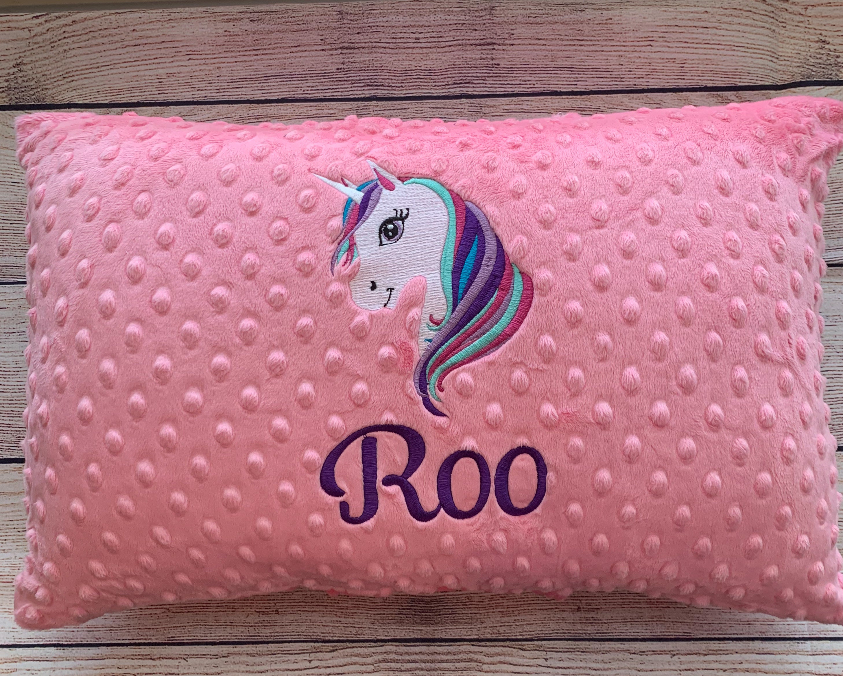 Almohada personalizada Unicornio corazón Dream big