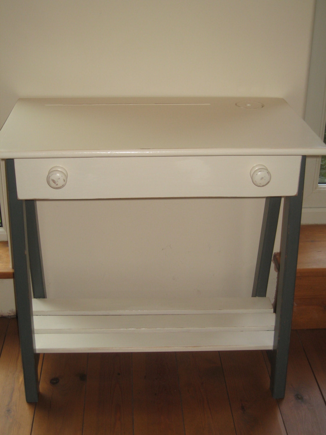 1950 S Retro Style Wooden School Desk With Drawer