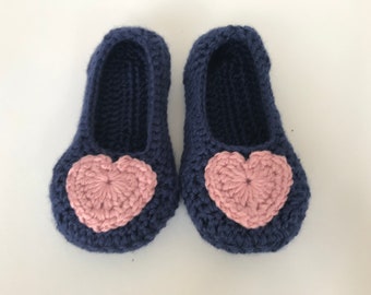 Girls crochet slippers. Valentines gift for girls . Kids blue and pink heart slippers. childrens slippers. Non-slip sole. Toddler slippers