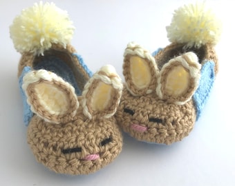 Chaussons lapin. Pantoufles lapin pour enfants.Pantoufles lapin pour tout-petits. Cadeau de Pâques pour les enfants.