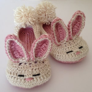 Womens crochet Bunny slippers. Mothers day gift. Christmas gift.  Gift for her. Non-slip sole available.