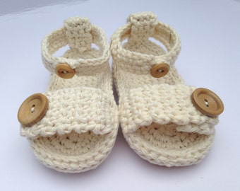 Baby Boy ceam Sandals. crochet booties. Baby shoes
