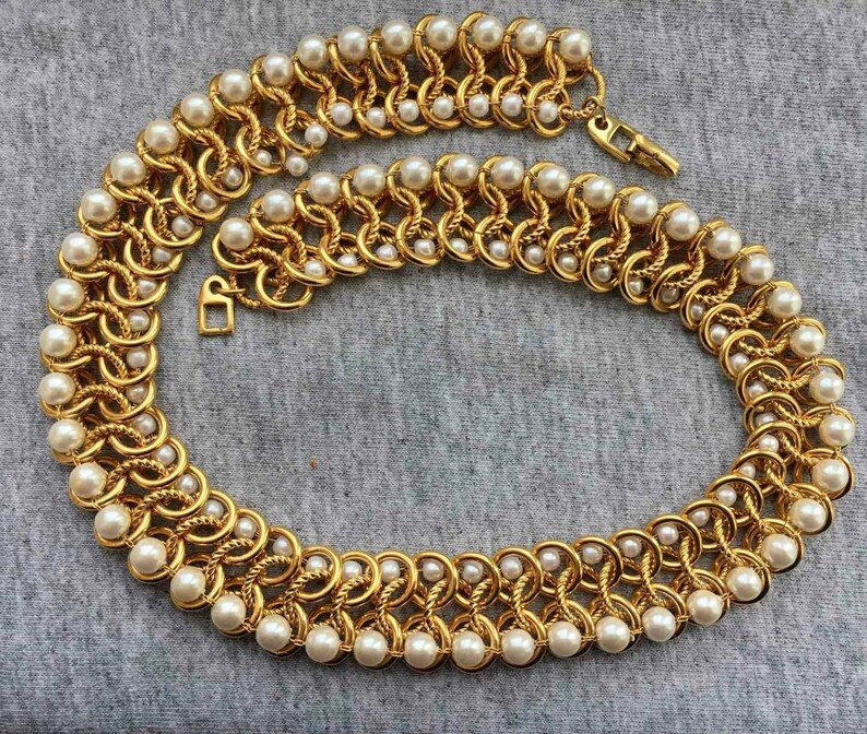 Exquisite Napier Faux Pearl Necklace Choker Collar Couture Designer Chunky Gold Tone Mogul Statement 16 SUPER RARE Vintage 80s Click 2 See image 2