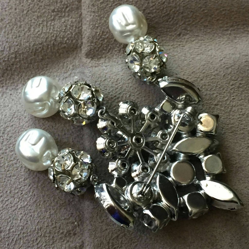 Vintage large prong set rhinestone faux Baroque Pearl Brooch PIN silver tone art nouveau Fringe drop statement chunky sparkly large 50s Wow