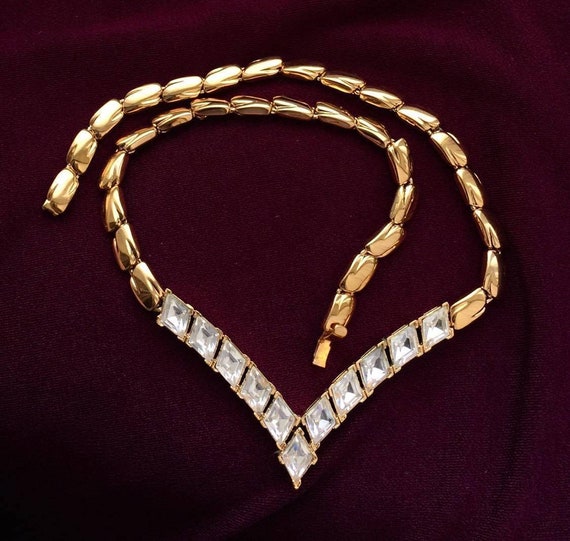 Wow! Designer Style V-shaped Crystal Necklace Rhi… - image 2