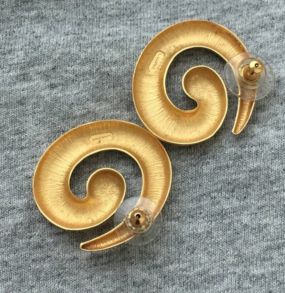 Stunning Monet Etruscan Swirl Earrings Matte Sati… - image 5