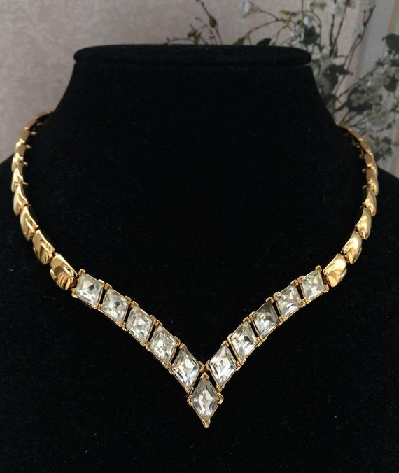 Wow! Designer Style V-shaped Crystal Necklace Rhi… - image 1