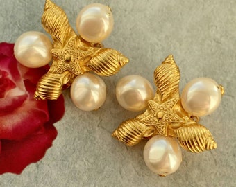 AMAZING! Signed CRAFT Starfish Conch Shell Faux Pearl Earrings Gold Tone Beach Yacht fashion clip on chunky Runway Designer Couture  RARE!