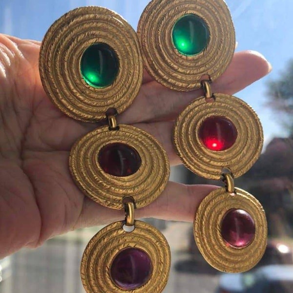 Vtg Long Round Colorful Cabochon Earrings clip on Gripoix Gold tone Etruscan modernist 80s chunky statement Runway Bold dangle Etruscan