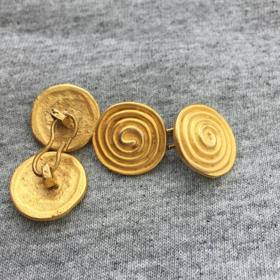 Vintage 2 Gold Tone swirl buttons cufflinks conne… - image 1