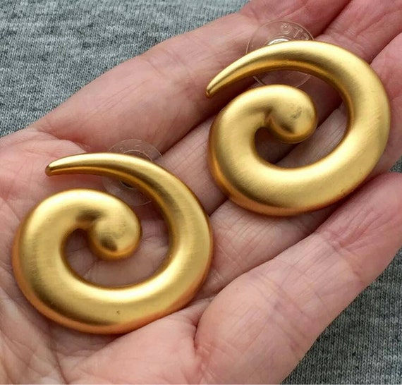 Stunning Monet Etruscan Swirl Earrings Matte Sati… - image 3