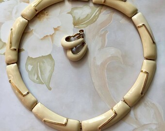 Stunning! Monet Beige Enamel Art Deco NECKLACE Collar Choker Gold tone Chunky Statement Designer Couture Runway Vintage Rare FREE EARRINGS!