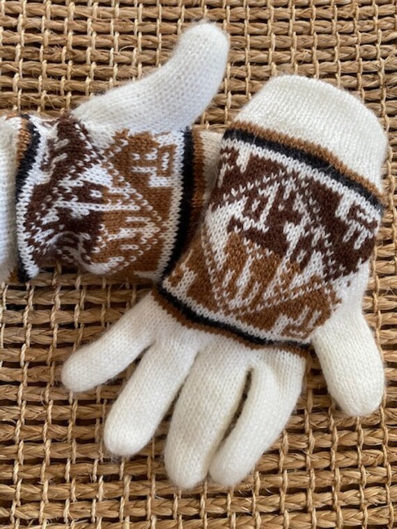 White Winter Gloves with Alpaca Design - image 8