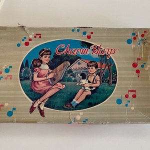 Vintage Child&#39;s Wooden Charm Harp Musical Instrument