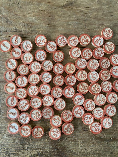 75 Bingo Numbers, Wooden Lotto Numbers, Vintage Bingo Markers 