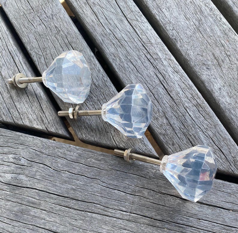 Three Matching Clear Drawer Knobs bild 4