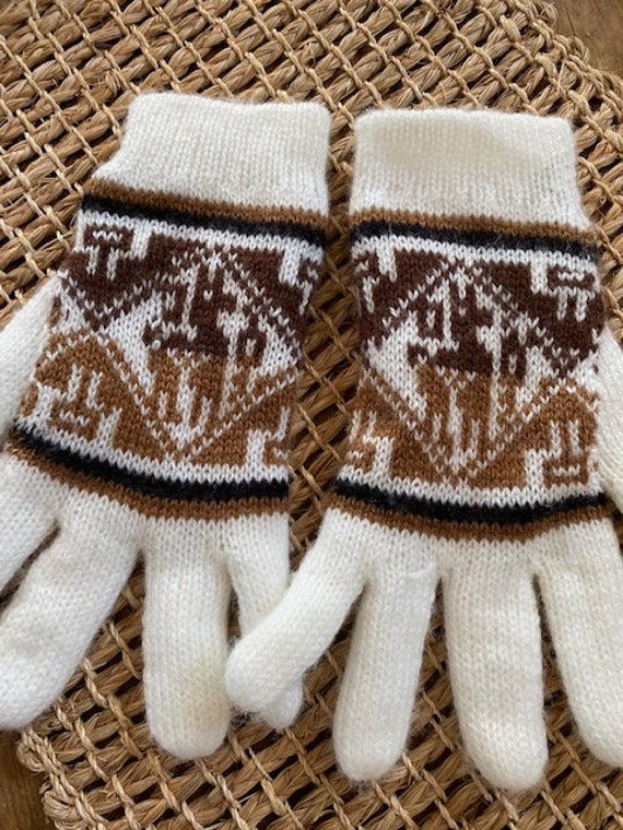 White Winter Gloves with Alpaca Design - image 10