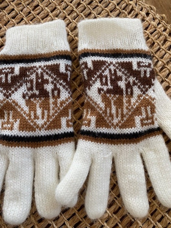 White Winter Gloves with Alpaca Design - image 6