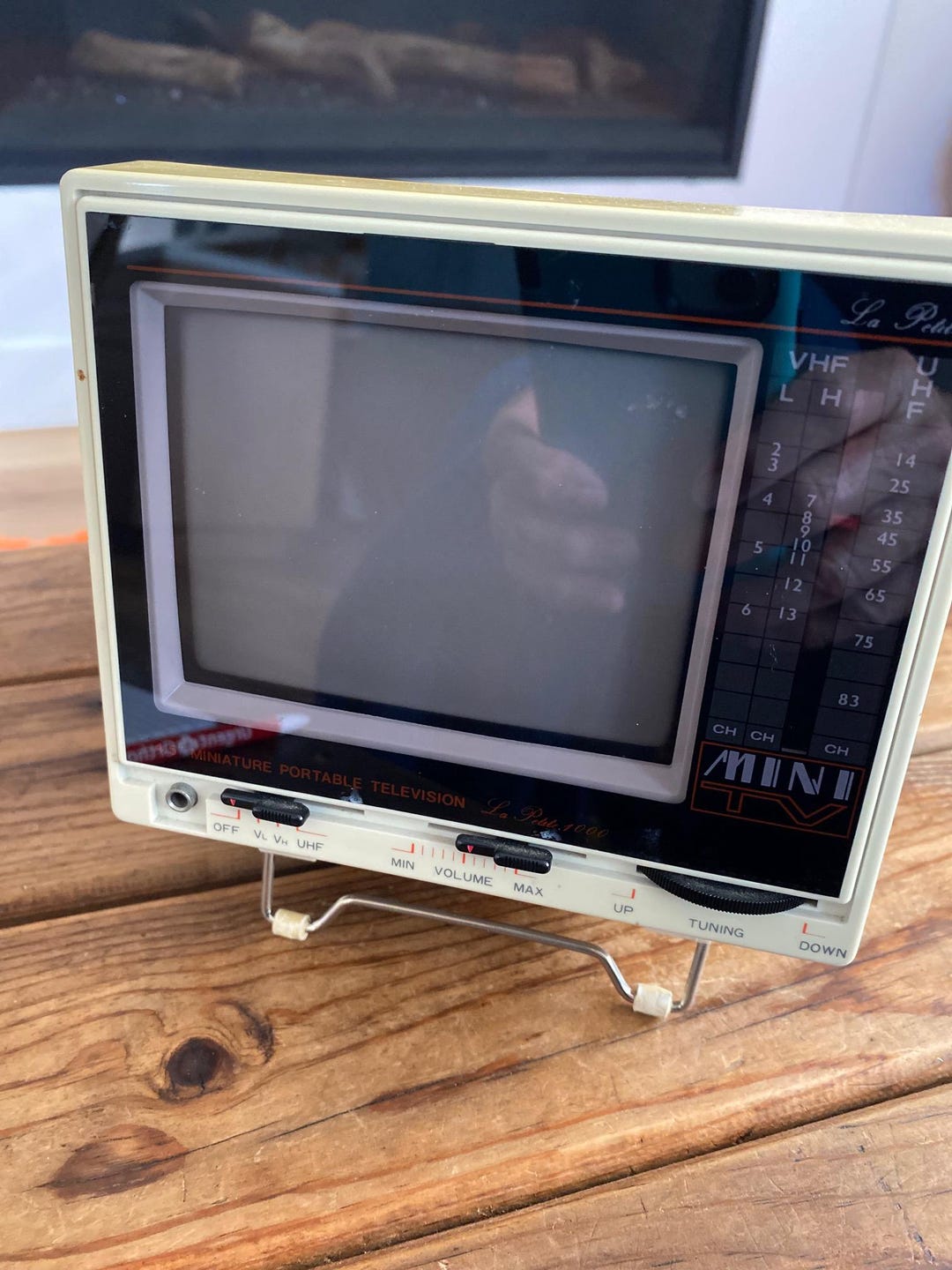 La Petite 4.5" Black & White Portable Television, Hi-tech Mini Television - Etsy