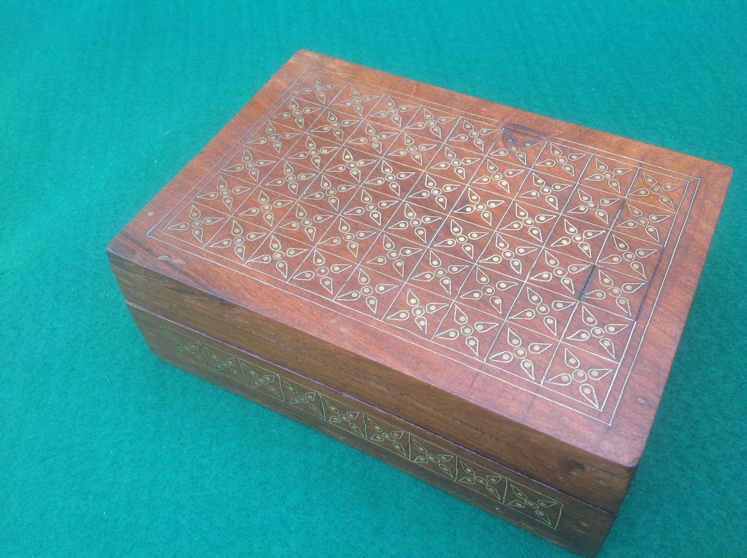 Vintage Platt Hand Carved Wooden Brass inlay Jewelry Box by Bareens De –  Poe and Company Limited