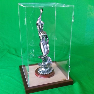 14 x 14 x 28 inch display case for Hot Toy Figures 1/6 Scale, Statue, Doll Dolls Cabinet Organizer