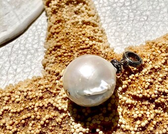 Diamond Creme Pearl Pendant