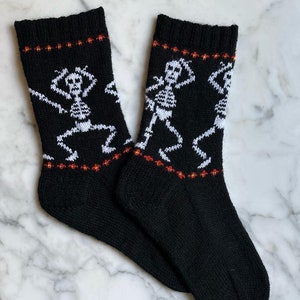 Dancing skeletons top-down sock pattern. image 4