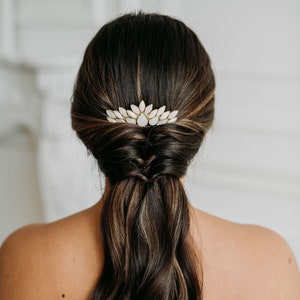 Opal Hair Comb | Pearl Bridal Hair Comb | Opal Headpiece | Wedding Hair Piece | Bridal Headpiece | Pearl Hair Comb | Caspienne