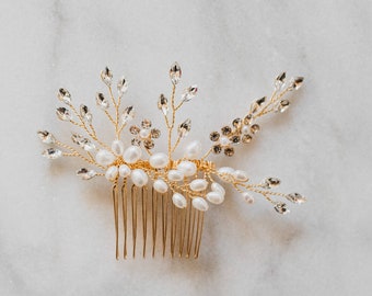 Gold Bridal Hair Comb | Crystal Pearl Wedding Comb | Pearl Bridal Headpiece | Crystal Wedding Hair Piece | Boho Bridal Hair Comb | Gia