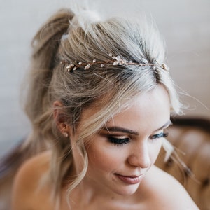 Bandeau de mariée en cristal Bandeau de mariage en or Liane de cheveux de mariée en cristal Coiffe de mariée en or rose Coiffe de mariage en cristal de Lourdes image 1