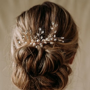 Haarkamm mit Perlen und Kristallen | Boho-Brauthaarschmuck für die Hochzeit | Brautkamm Gia