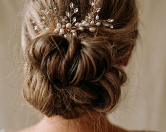 Peineta de perlas y cristales / Tocado nupcial bohemio para bodas / Peineta de novia Gia